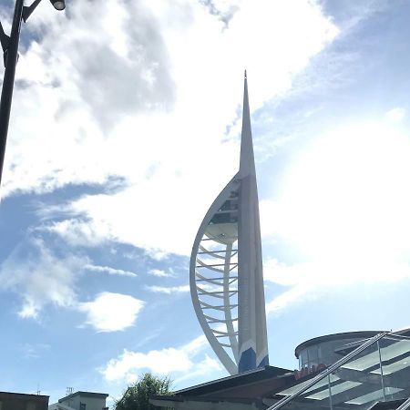 Gunwharf Quays Holiday Homes Portsmouth Eksteriør billede